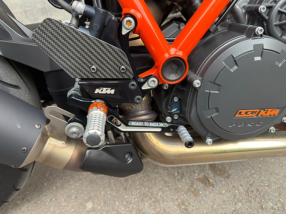 KTM 1290 Super Duke R 11 of 29