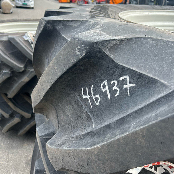 Trelleborg Tm 1000 VF 710/60 R42   600/60R30    Tm 1060