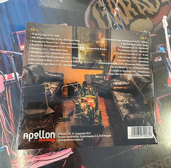Product image 3 of 3