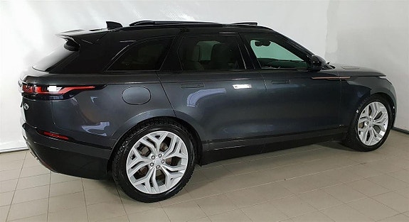 Land Rover Range Rover Velar 10 of 22