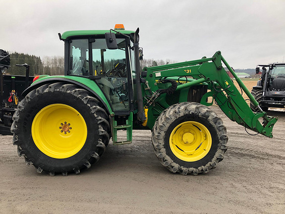 John Deere 6220 2004, kr 299 000,-