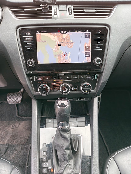Skoda Octavia 16 of 21