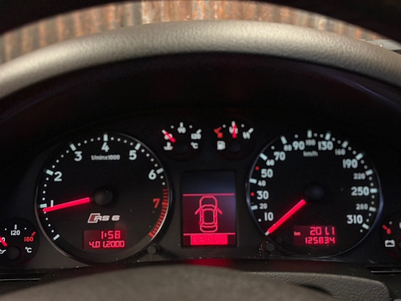 Audi RS6 28 of 30