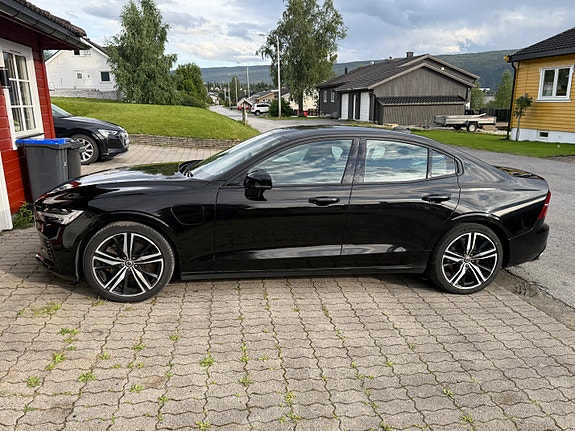 Volvo S60 3 of 30