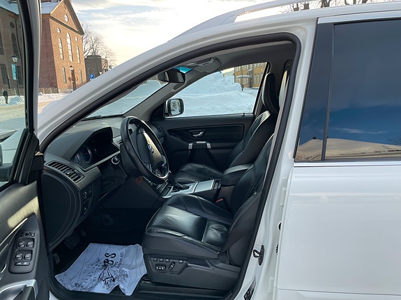 Volvo XC90 26 of 26