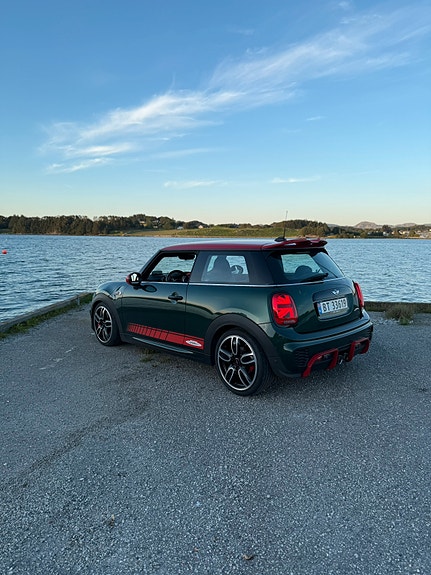 MINI John Cooper Works 5 of 5