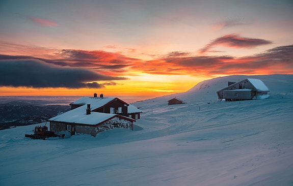 De to hyttene ligger kun 35 meter fra hverandre