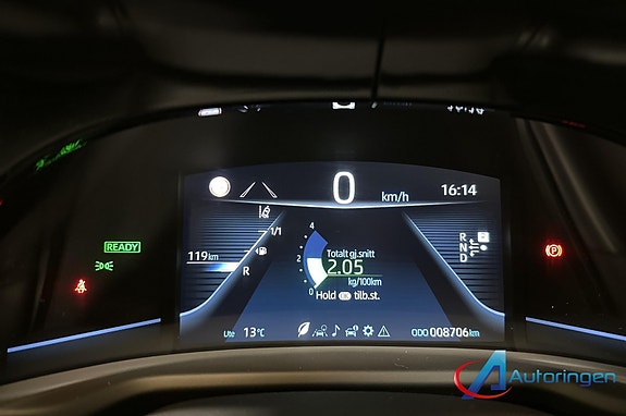 Toyota Mirai 9 of 15