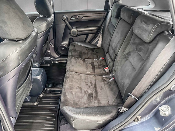 Honda CR-V 10 of 12