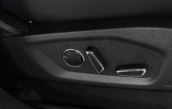 Ford S-MAX 10 of 29
