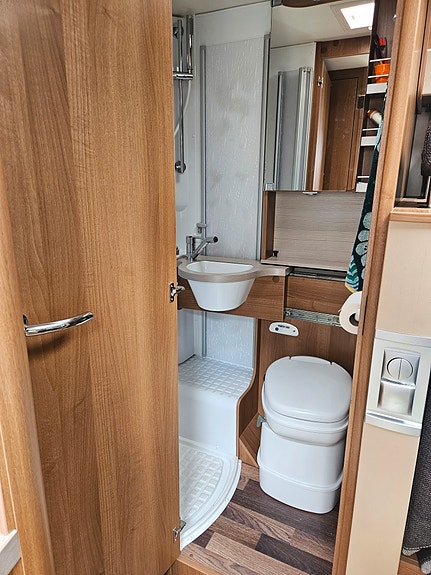 Knaus VANCATION I 550 7 of 20