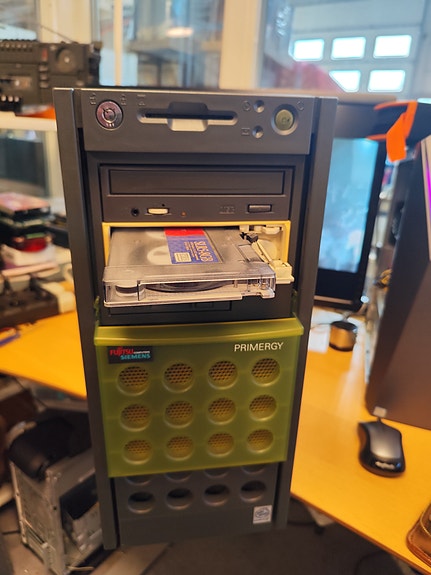 Product image 2 of 8