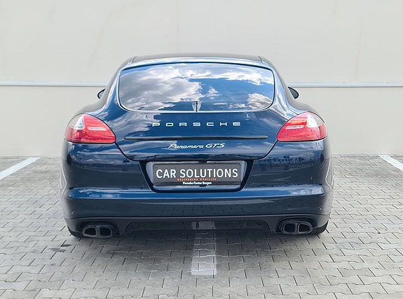 Porsche Panamera 5 of 5