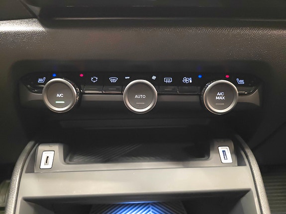 Citroen E-C4 27 of 30