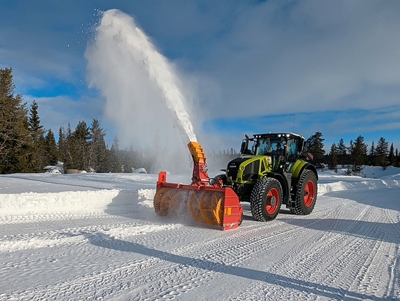 DUUN TFP290 snøfreser i bruk