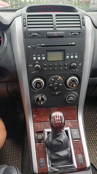 Suzuki Grand Vitara 13 of 21