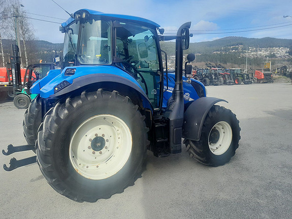 New Holland T5.100 EC 2017, kr 370 000,-