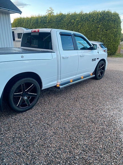 Dodge RAM 12 of 28