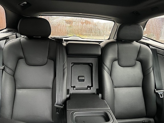 Volvo XC60 6 of 6