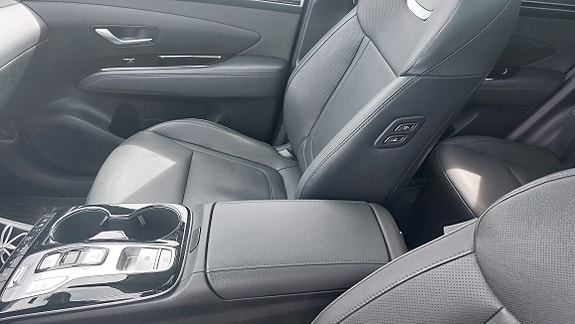 Hyundai Tucson 17 of 30