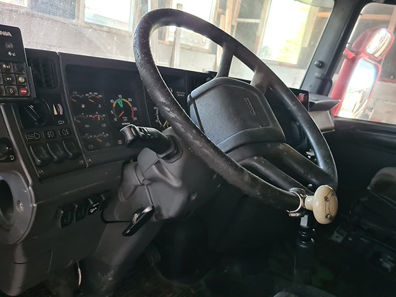 Scania T 144 15 of 30