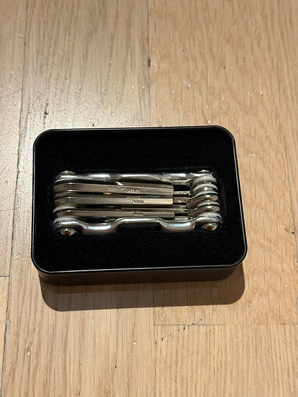 Product image 2 of 4