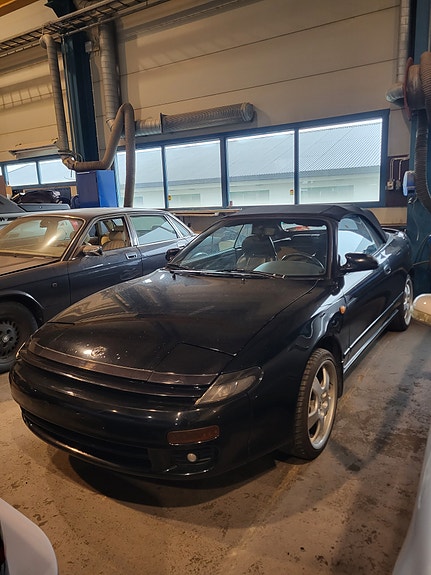 Toyota Celica 3 of 5