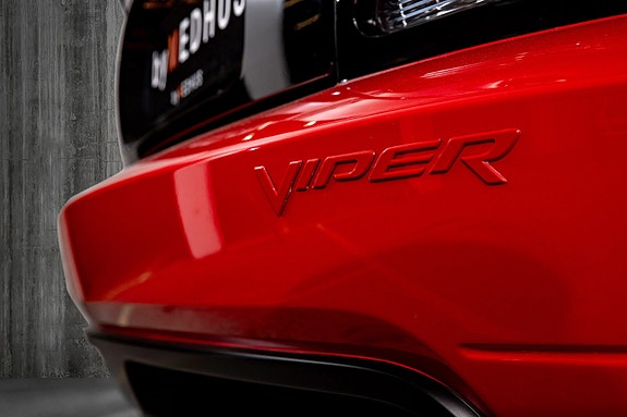 Dodge Viper 23 of 30