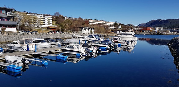 Spjelkavika Marina - Ledig båtplass på 4,5 meter bredde i Spjelkavika Marina 5 of 5