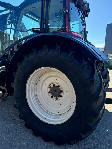Valtra N174V 2017, kr 825 000,-