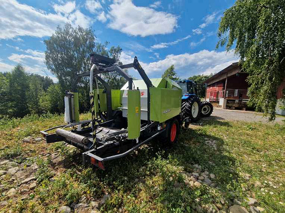 Claas Uniwrap 355 kombipresse