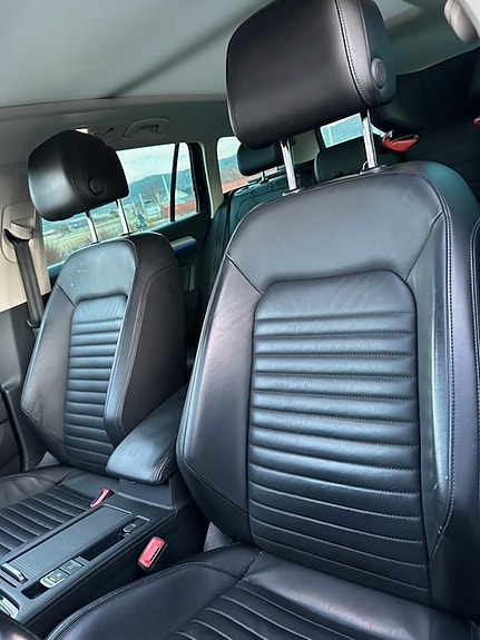 Volkswagen Passat 7 of 16