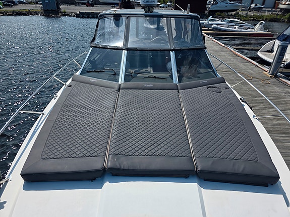 Sunseeker 40 Travado med akter Cabin, mye påkostet og stor badeplattform 11 of 30