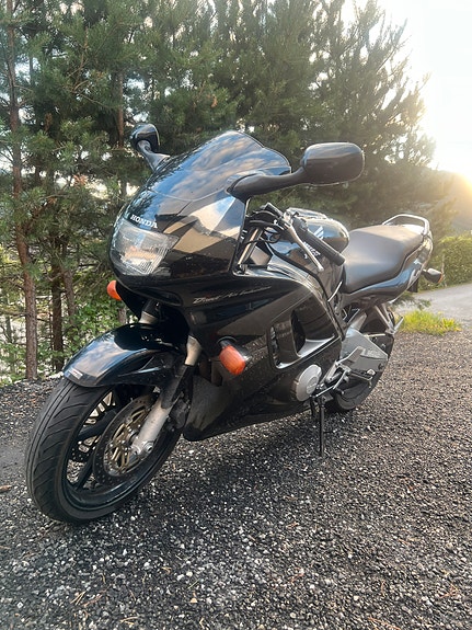 Honda CBR 600 F 3 of 5