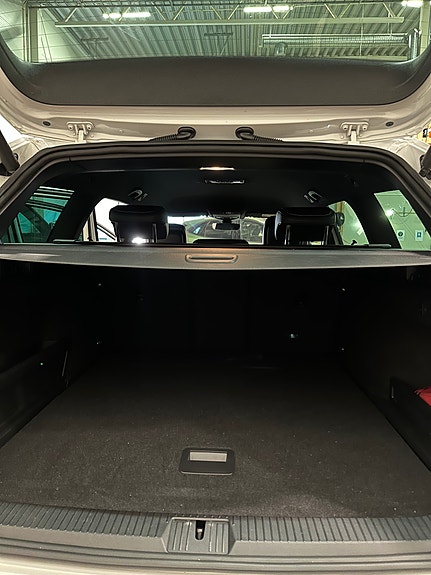 Volkswagen Passat 22 of 28