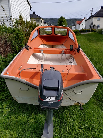 Fin fiske og tur båt(pris kan diskuteres ved hurtig henvendelse. 2 of 5