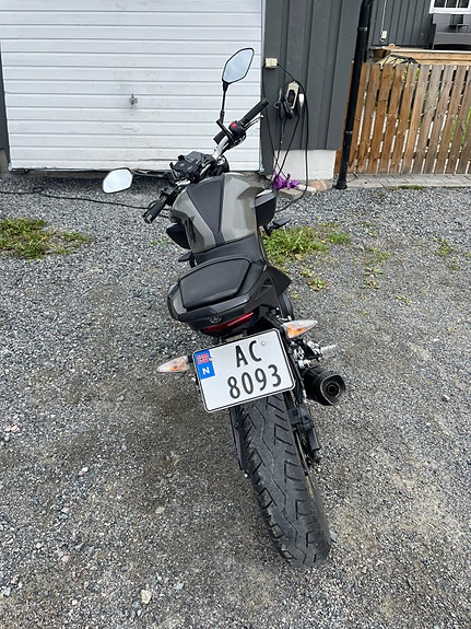 Yamaha MT-125 4 of 5