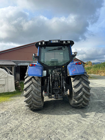 Valtra N163D Lite timer! 2014, kr 699 000,-