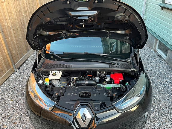 Renault Zoe 12 of 21