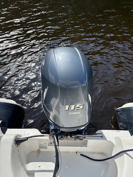 580 RIB m/Yamaha 115hk - Kun 240 timer med Tredal båthenger med tipp 2 of 13