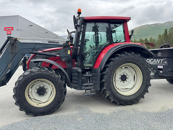 Valtra N122 2010, kr 440 000,-