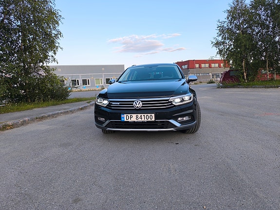 Volkswagen Passat Alltrack 7 of 30