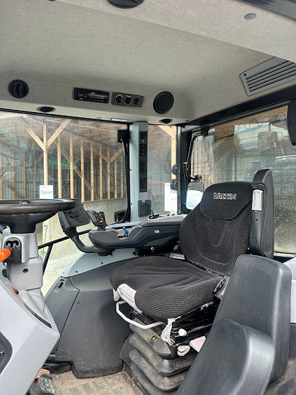 Valtra G135V Laster/fronthydraulikk 2022, kr 998 000,-