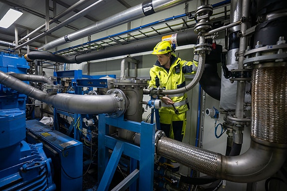 Kollega ved gasskompressoren