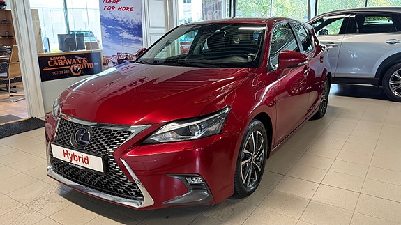 Lexus CT200h 3 of 5