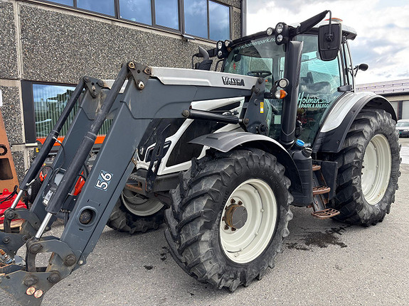 Valtra N154 Versu, vinterpakke, laster lite timer! 2017, kr 849 000,-