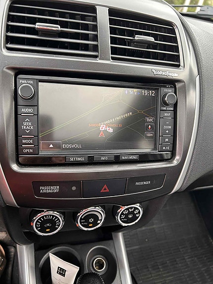Mitsubishi ASX 12 of 19