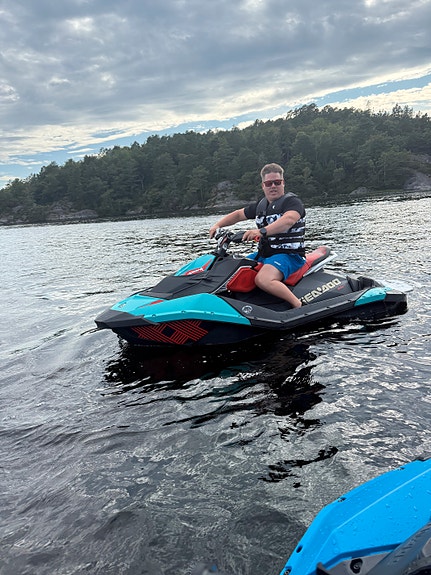 Vannskuter til Leie 7 of 12