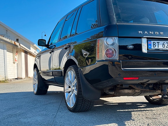 Land Rover Range Rover 2 of 5