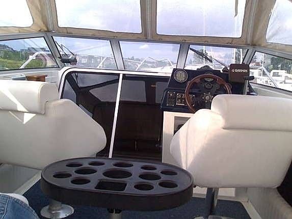 Sunseeker Montery 27 5 of 13